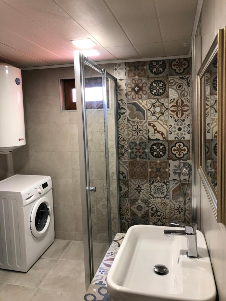 Deluxe Guest House 크바리아티 외부 사진